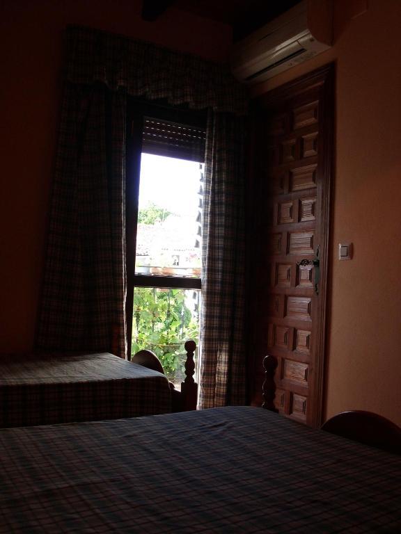Pension Barrio Fuenteheridos Room photo
